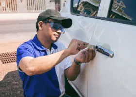 Car Locksmith in Hermosa Beach, CA